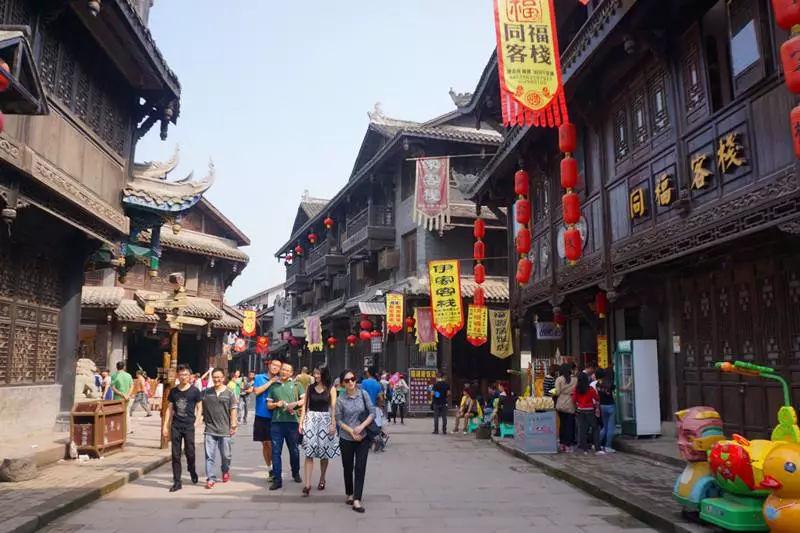 塑造青春的基本要求是什么？游戏画面
